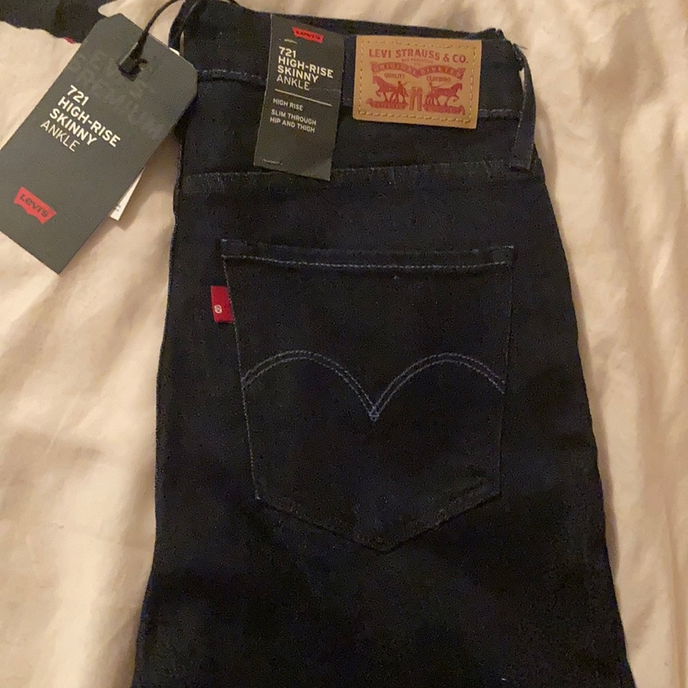 721 Levi’s high rise skinny ankle W30 L28